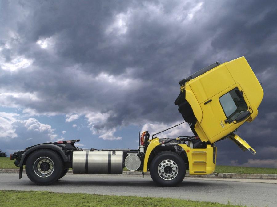  Volkswagen Constellation Tractor 19-320 2006 года  (фото 24 из 28)